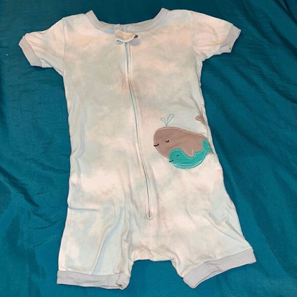 Whale snug fit pajamas - Picture 1 of 2